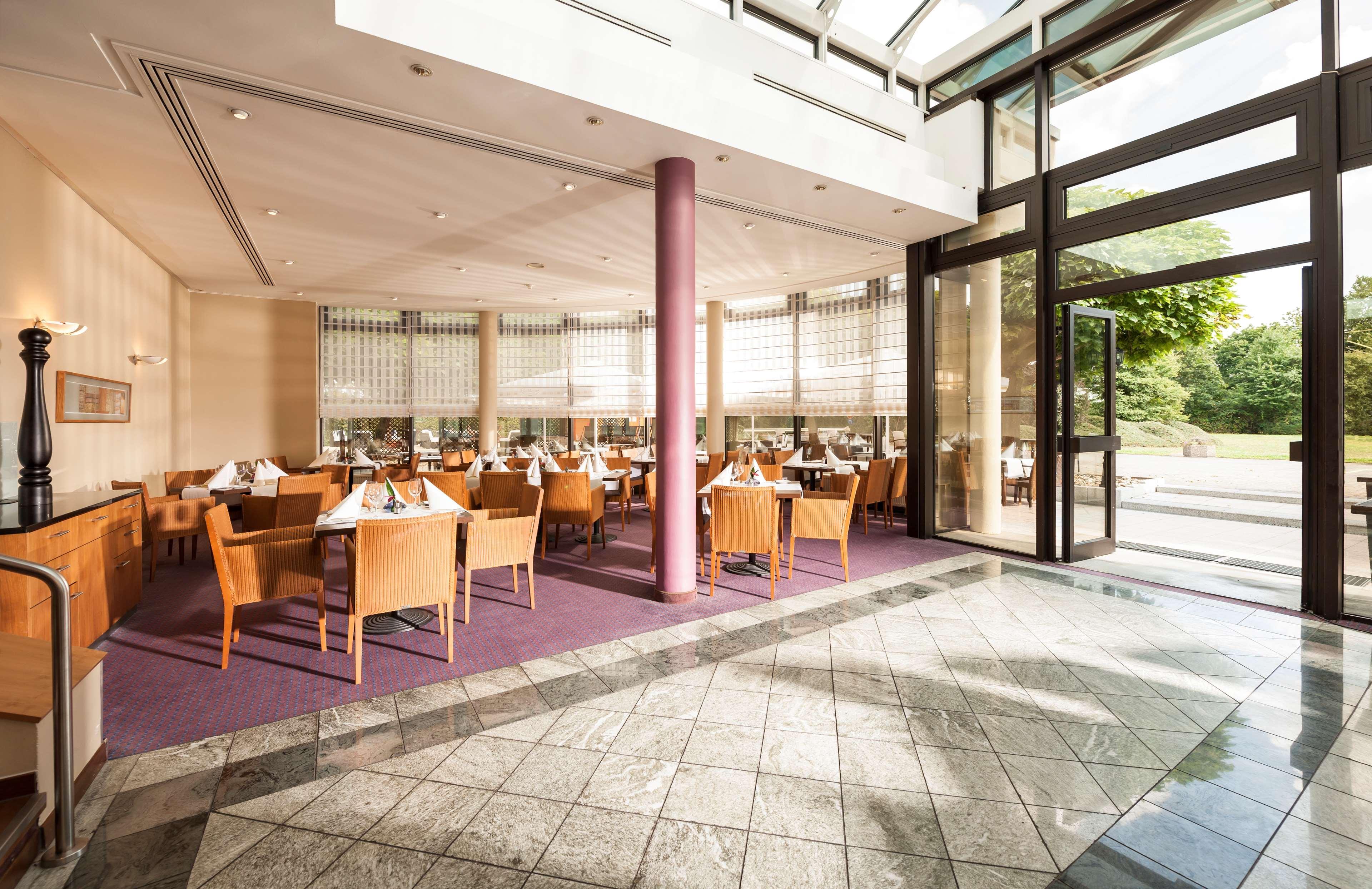 Dorint Main Taunus Zentrum Frankfurt Sulzbach Sulzbach  Zewnętrze zdjęcie